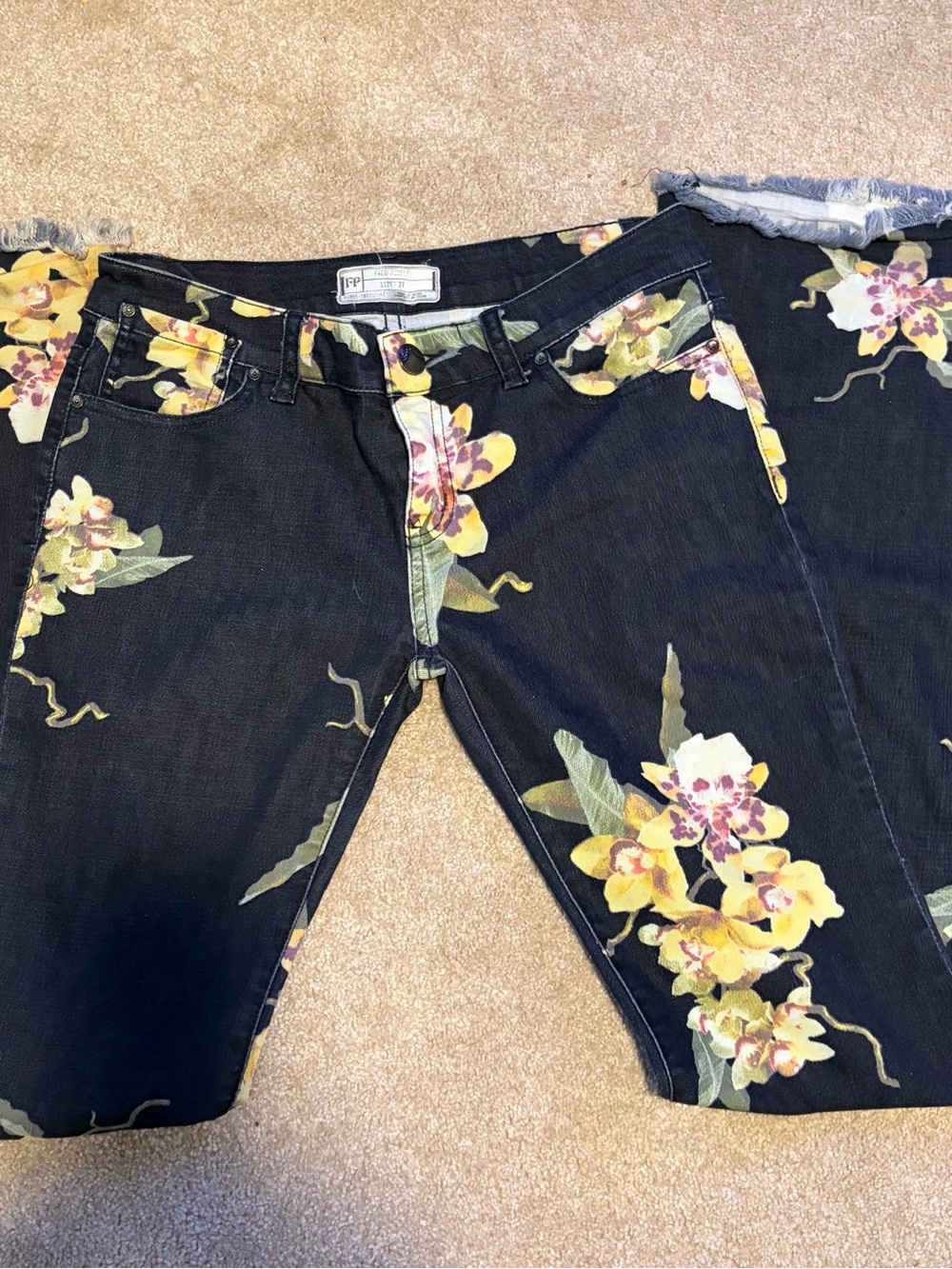 Free People Miami Nights Bali Flare Floral Jeans Orchid Print Factory Raw Hem 27